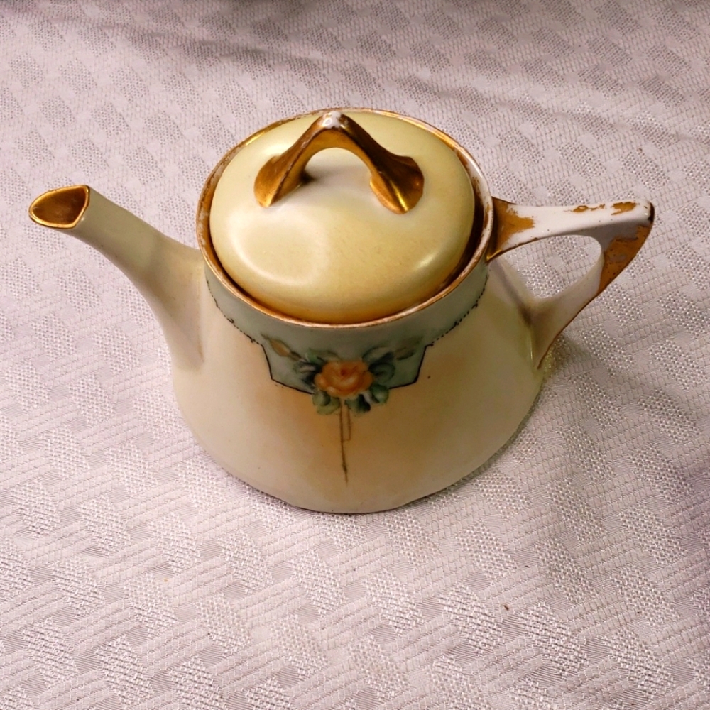 Tea For One Bavaria Teapot